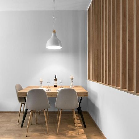Aelia Apartments, The Luxury Suites Tesalonika Bagian luar foto