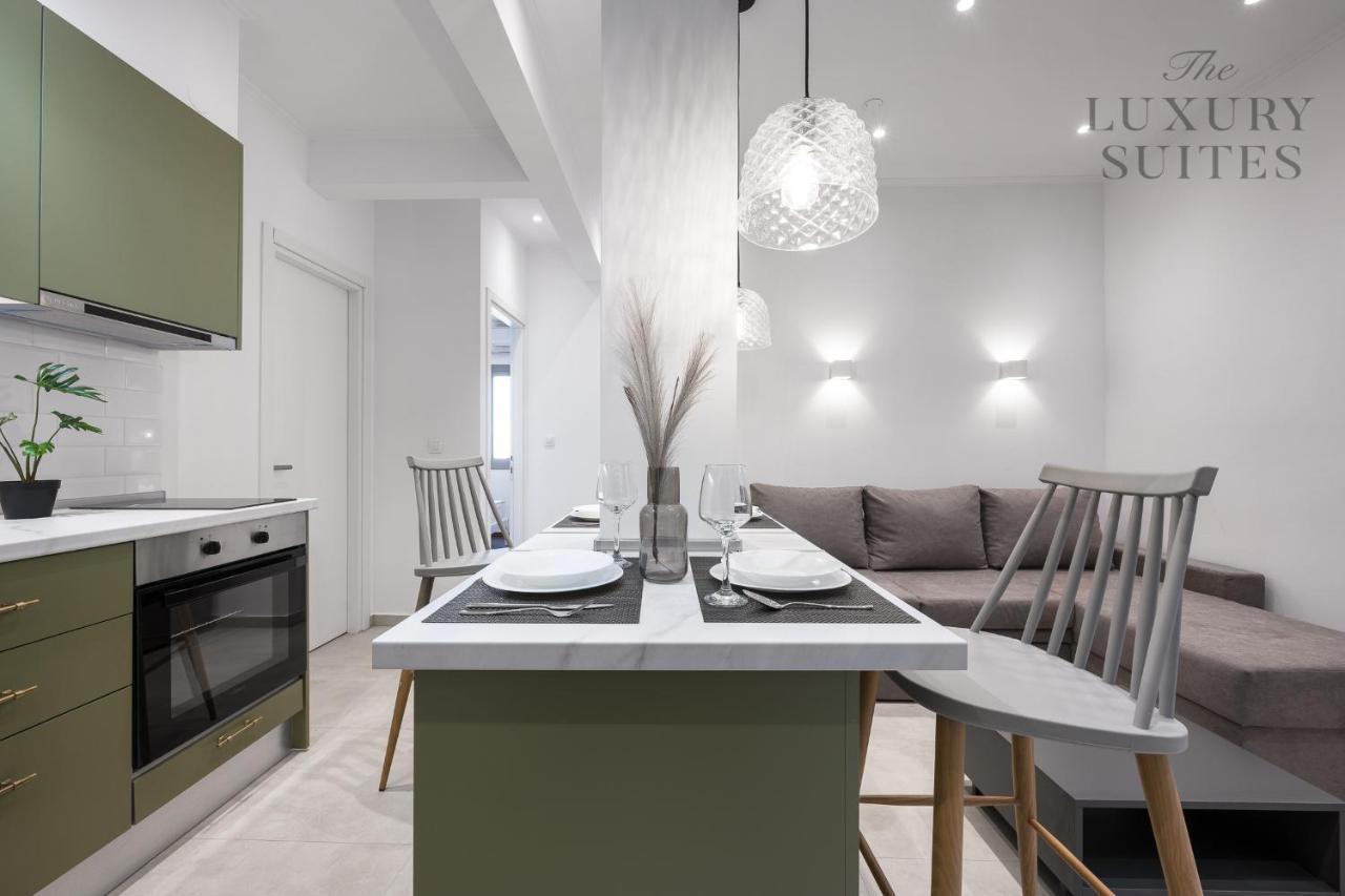 Aelia Apartments, The Luxury Suites Tesalonika Bagian luar foto