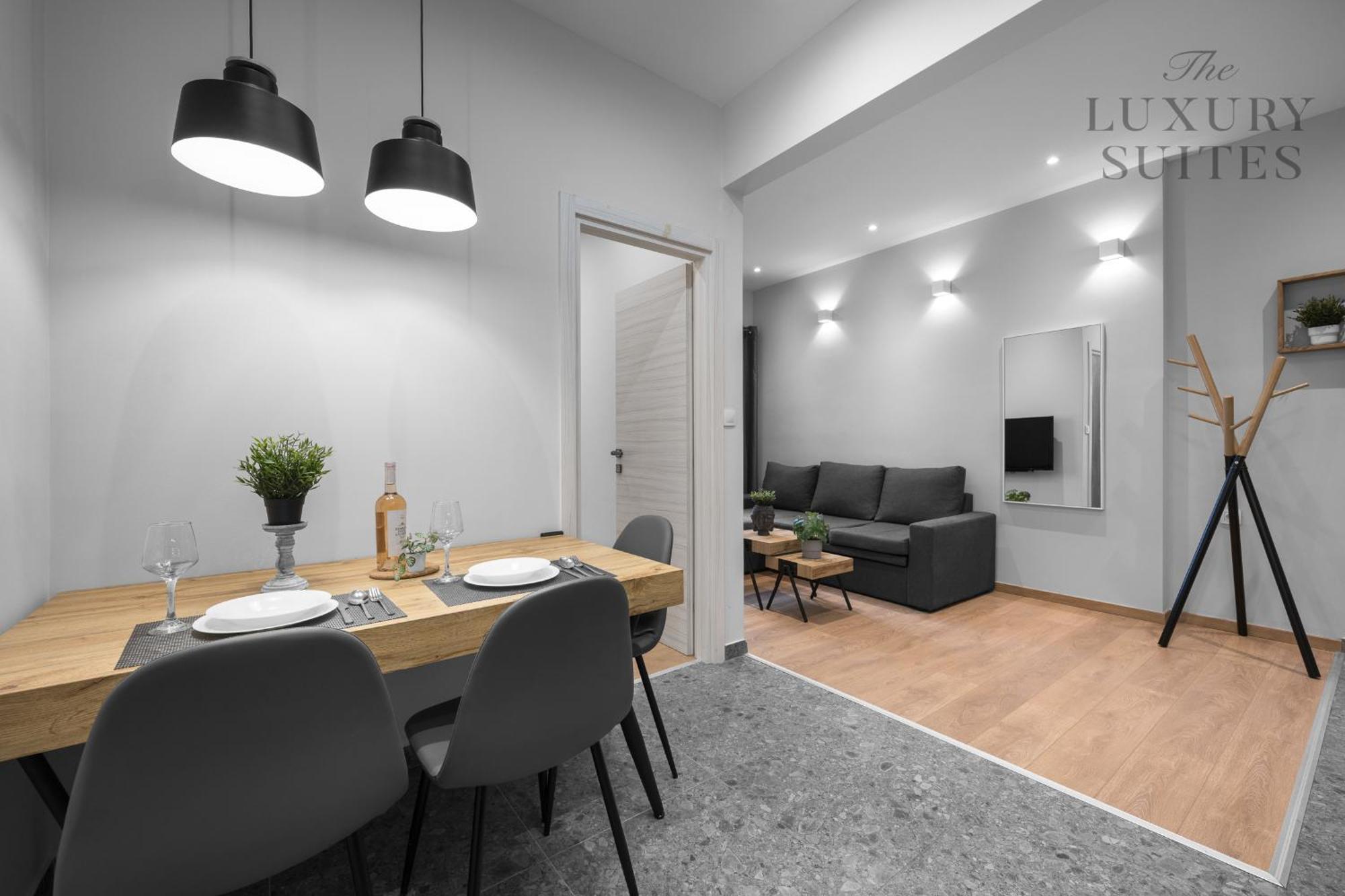 Aelia Apartments, The Luxury Suites Tesalonika Bagian luar foto