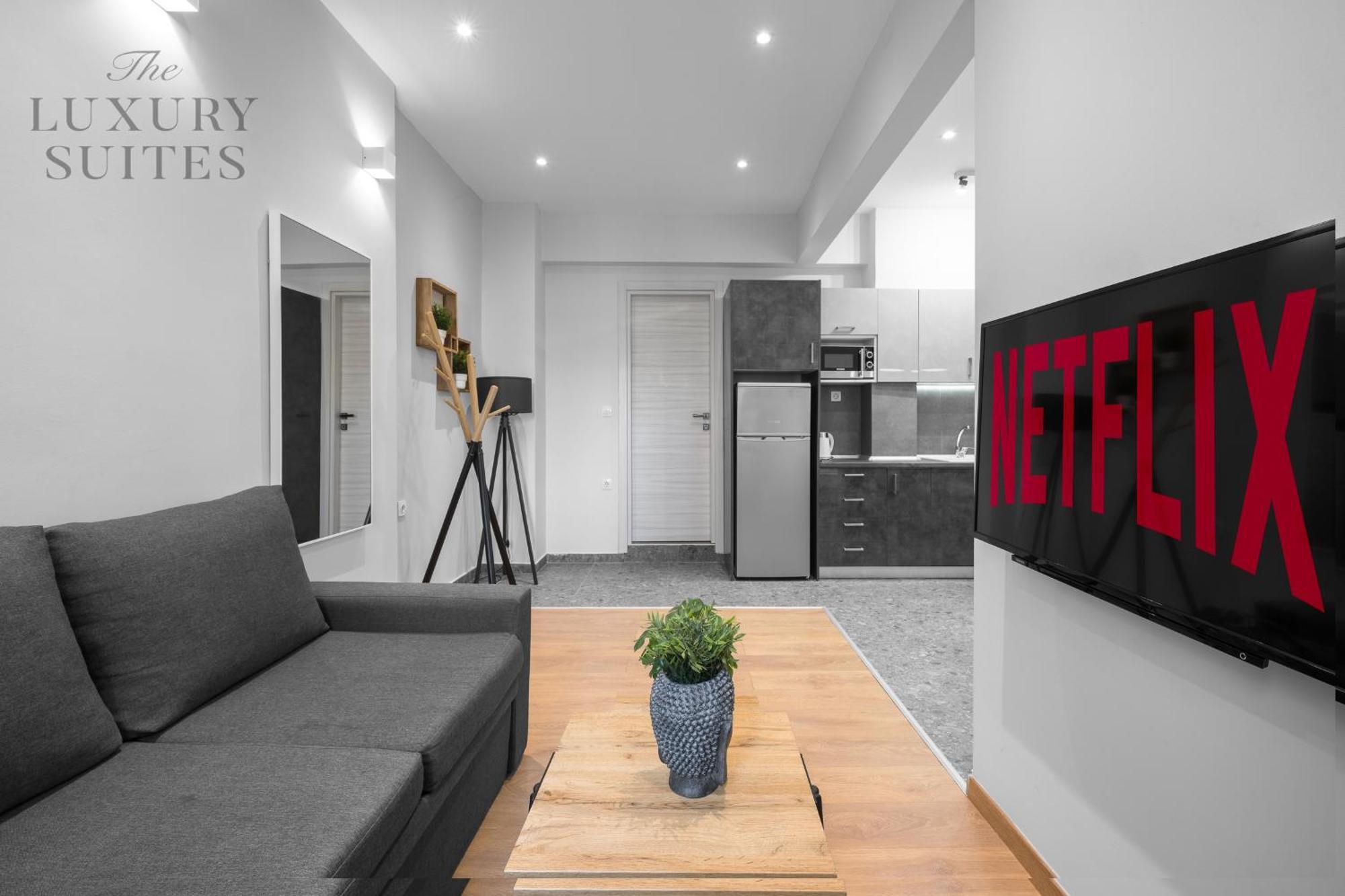 Aelia Apartments, The Luxury Suites Tesalonika Bagian luar foto