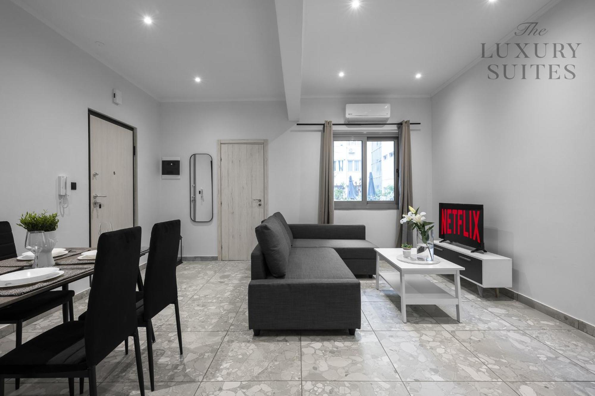 Aelia Apartments, The Luxury Suites Tesalonika Bagian luar foto