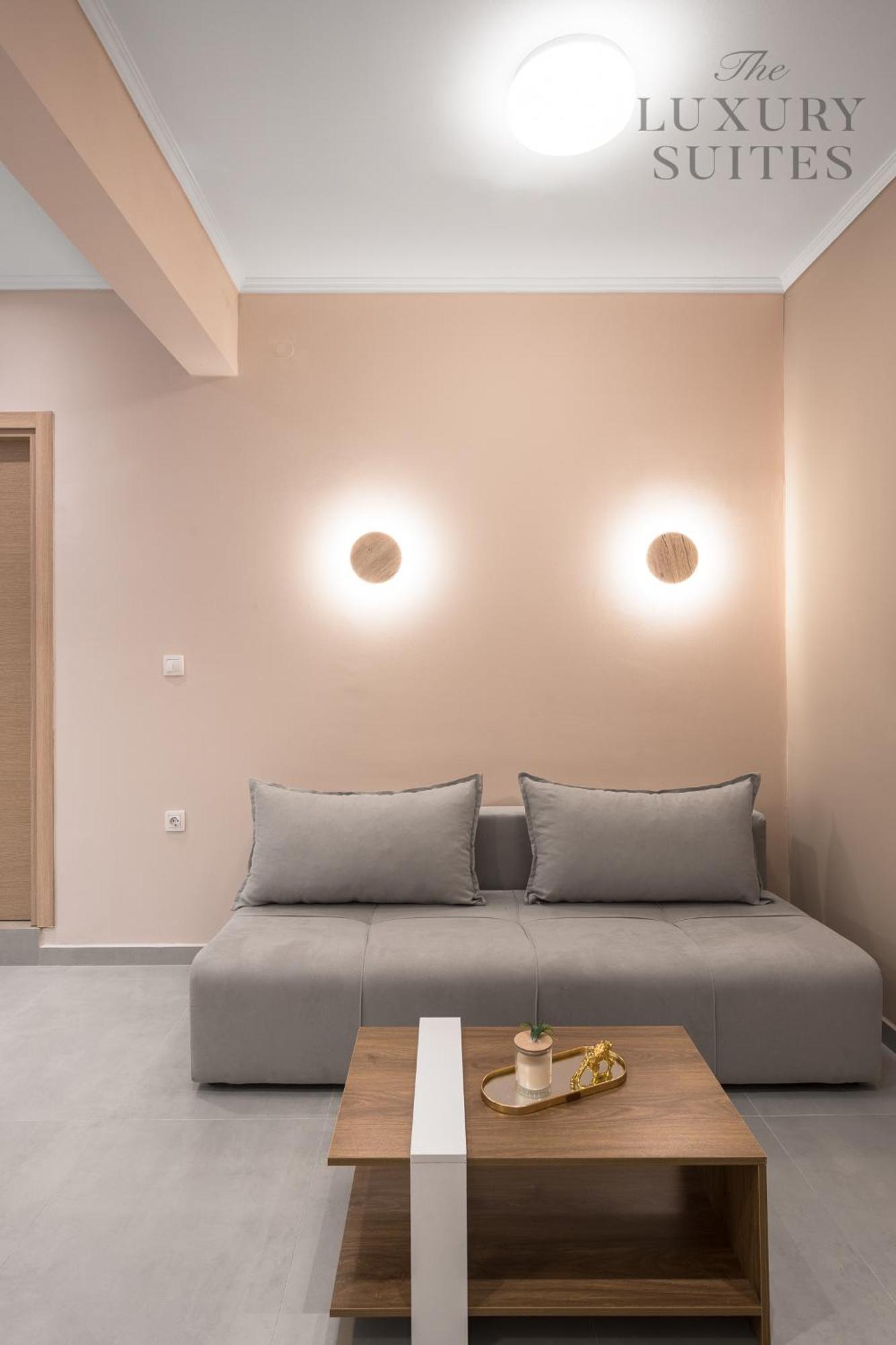 Aelia Apartments, The Luxury Suites Tesalonika Bagian luar foto