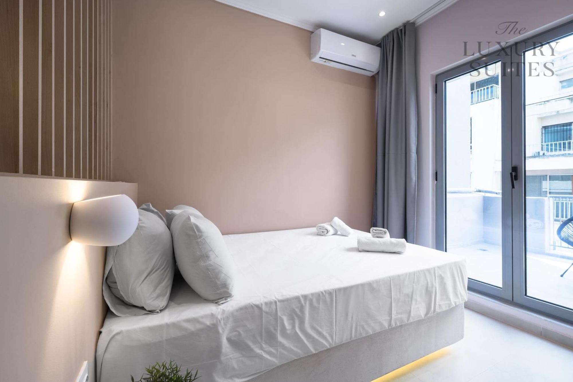 Aelia Apartments, The Luxury Suites Tesalonika Bagian luar foto