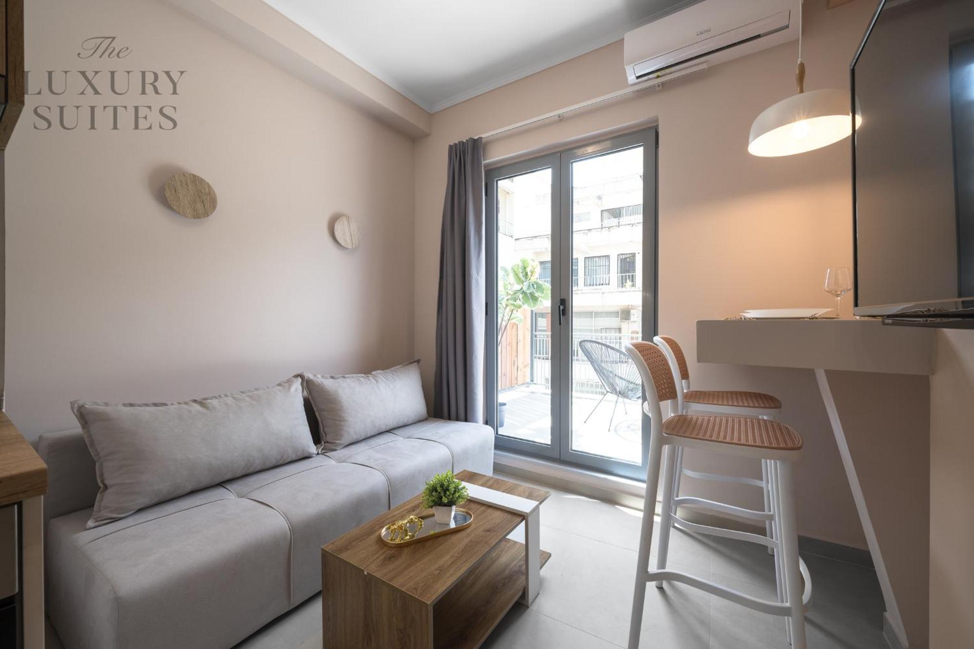 Aelia Apartments, The Luxury Suites Tesalonika Bagian luar foto