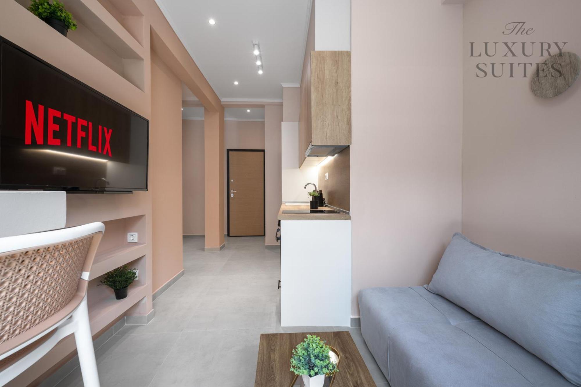 Aelia Apartments, The Luxury Suites Tesalonika Bagian luar foto